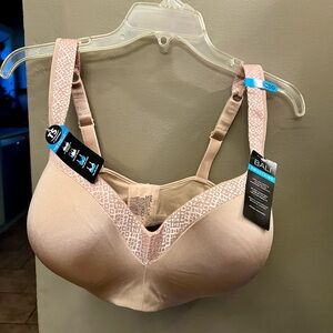 Bali Women's Smoothing Bra - Nude 38DDD NWT Hidden Underwire TruSupport